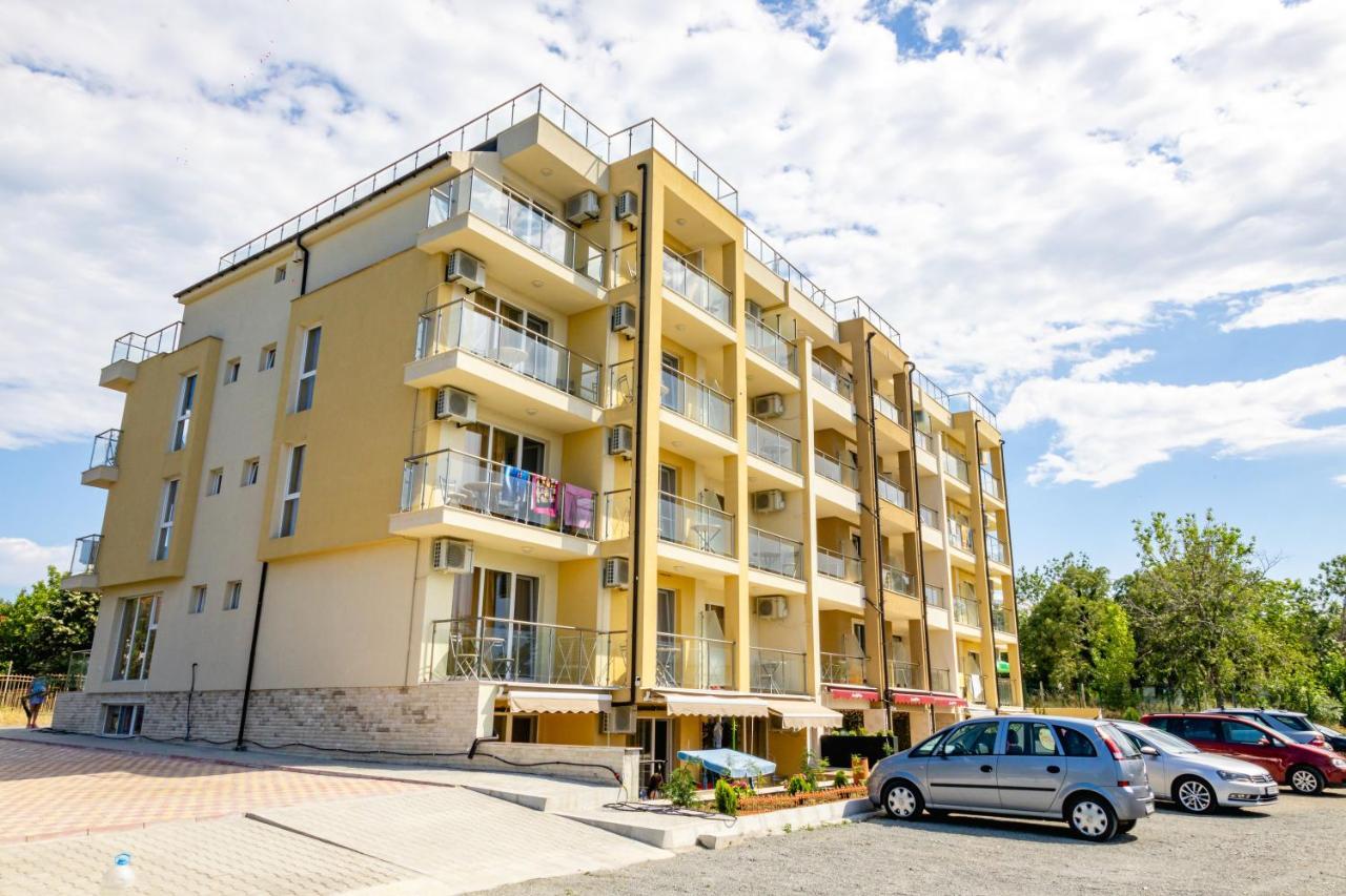 Silitur Central Ahtopol Exterior photo